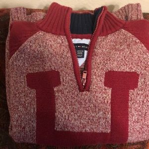 Tommy Hilfiger kid’s sweater